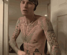 With A Hot Girl Mgk GIF - With A Hot Girl Mgk Machine Gun Kelly GIFs
