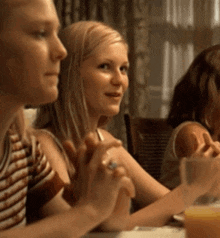 The Virgin Suicides Lisbon Sisters GIF - The Virgin Suicides Lisbon Sisters Lisbon Sister GIFs