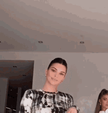 Tiktok Matching GIF - Tiktok Matching Kendall Jenner GIFs