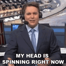 My Head Is Spinning Right Now Nascar GIF - My Head Is Spinning Right Now Nascar Cup Series Bristol GIFs