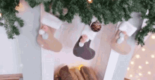 украшения рождественскиеукрашения GIF - украшения рождественскиеукрашения Christmas Stockings GIFs