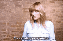 Taylor Swift Sweat GIF - Taylor Swift Sweat Im Sweating Everywhere GIFs