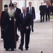 Vladimir Putin Bird GIF - Vladimir Putin Bird Walking GIFs