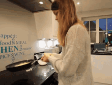 Cooking Hannah Golden GIF - Cooking Hannah Golden Antihan GIFs