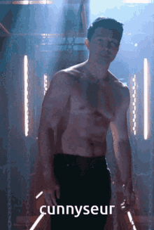 Look Shang Chi GIF - Look Shang Chi Shang Chi Legend Of The Ten Rings GIFs
