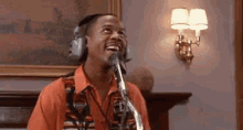 Martin Lawrence House Party GIF - Martin Lawrence House Party Dj GIFs