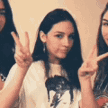 The Warning Peace Out GIF - The Warning Peace Out Peace Sign GIFs