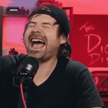 Laughing The Dickeydines Show GIF - Laughing The Dickeydines Show That'S Hilarious GIFs