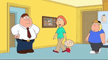 Family Guy Umarmung GIF - Family Guy Glückwunsch Umarmung GIFs