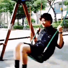 jeongin stray kids swing swinging clezoa skz gif fall fell