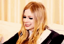 Avril Lavigne Ugh GIF - Avril Lavigne Ugh Laugh GIFs