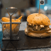 Royal Burger Food GIF - Royal Burger Food Yummy GIFs