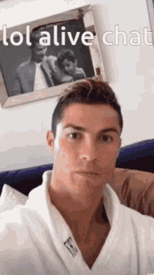 Ronaldo Alive Chat GIF - Ronaldo Alive Chat GIFs