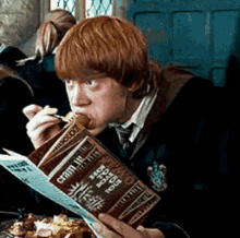 Ron Weasley Eating GIF - Ron Weasley Eating Nom GIFs