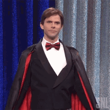 Bowing Mikey Day GIF - Bowing Mikey Day Saturday Night Live GIFs