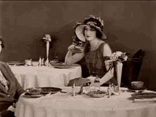restaurant diner 1920s roaring20s fashion