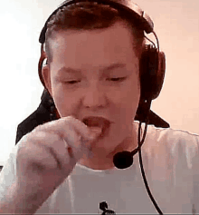 What Does Lil Bro Think He Doing GIF - What Does Lil Bro Think He Doing GIFs