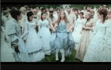 Alice Wonderland Futterwaken GIF - Alice Wonderland Futterwaken Dancing GIFs