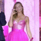 Conemedemiguel Margot Robbie GIF - Conemedemiguel Margot Robbie Heart Barbie GIFs