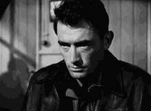 Gregorypeck 12oclockhigh GIF - Gregorypeck 12oclockhigh Angry GIFs