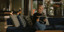 In A Hurry áine Rose Daly GIF - In A Hurry áine Rose Daly Sandy Phillips GIFs