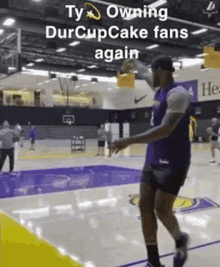 Ty Owning Durcupcake Fans Again GIF - Ty Owning Durcupcake Fans Again GIFs