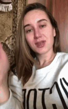 Horrificwoman Russianmafia GIF - Horrificwoman Russianmafia Blow Kiss GIFs