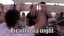 Pirando Na Night GIF - Balada Night Fimdesemana GIFs