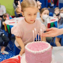 Blow Out Candles June Crosby GIF - Blow Out Candles June Crosby Claire And The Crosbys GIFs