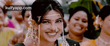 Priyanka Chopra.Gif GIF - Priyanka Chopra Flawlessbeautyqueens Agneepath GIFs