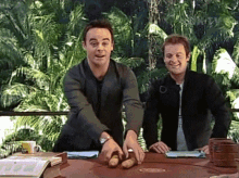 Im A Celebrity Get Me Out Of Here Ant And Dec GIF - Im A Celebrity Get Me Out Of Here Ant And Dec Ant Mcpartlin GIFs