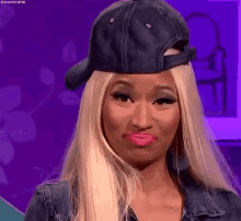 nicki minaj seriously oh really funny look i know what you did look