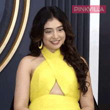 Laughing Hysterically Niti Taylor GIF - Laughing Hysterically Niti Taylor Pinkvilla GIFs