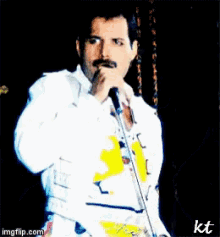 80s Freddie Freddie Mercury GIF - 80s Freddie Freddie Mercury Freddie GIFs