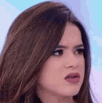 Maisa Caindo Queda GIF - Maisa Caindo Caindo Queda - Discover & Share GIFs