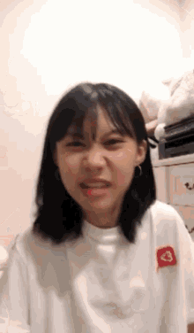 Mindbnk48 Dont Look GIF - Mindbnk48 Dont Look Silly GIFs
