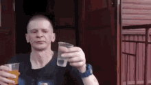 Chdw Konon Kononowicz Major Hiacynta Drinking GIF - Chdw Konon Kononowicz Major Hiacynta Drinking Drinking Alcohol GIFs