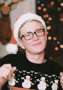 Vlogmas - Tyler Oakley Dancing GIF - Tyler Oakley Christmas Dance Happy GIFs