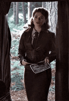 Peggy Carter Hayley Atwell GIF