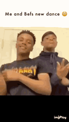 Me And Bffs New Dance Dance Moves GIF - Me And Bffs New Dance Dance Moves Kiss GIFs