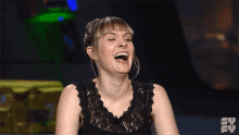 Laughing Brea Grant GIF - Laughing Brea Grant The Great Debate GIFs