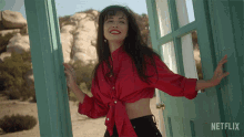 Posing Selena Quintanilla GIF - Posing Selena Quintanilla Selena The Series GIFs