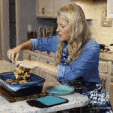 Getting A Slice Of The Food Jill Dalton GIF - Getting A Slice Of The Food Jill Dalton The Whole Food Plant Based Cooking Show GIFs