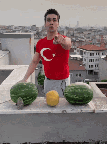 Turkey Man Watermelon GIF - Turkey Man Watermelon Bare Hands GIFs