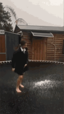 Trampoline Jumps Slipped GIF - Trampoline Jumps Slipped Hilarious GIFs