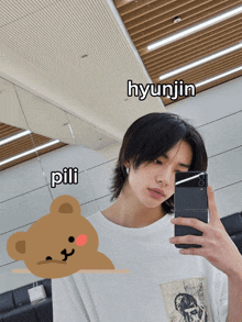 Hyunjin Hyunjin De Pili GIF - Hyunjin Hyunjin De Pili Pili GIFs