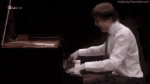 Danil Trifonov Piano GIF - Danil Trifonov Piano Sad GIFs