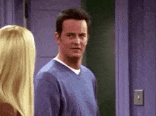 Chandler Phoebe GIF - Chandler Phoebe Friends GIFs