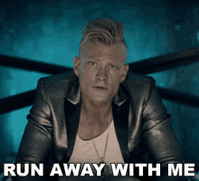 Runaway With Me Singing GIF - Runaway With Me Singing Serious Face GIFs