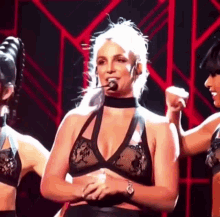 All Man Should Suck My Toe Britney GIF - All Man Should Suck My Toe Suck My Toe Britney GIFs